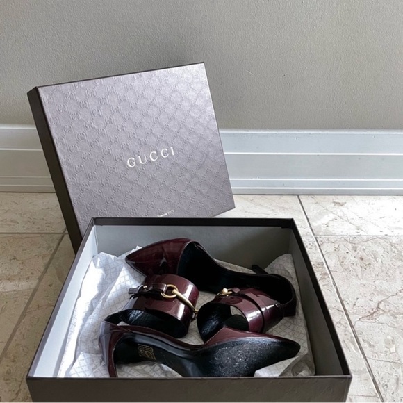 *RARE* Authentic Gucci Burgundy Patent Leather Ursula Ankle Strap Pumps - Picture 8 of 10